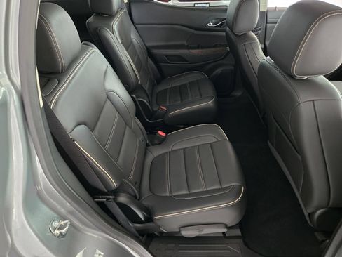 Certified 2023 GMC Acadia Denali w/ Denali Ultimate Package AWD/4WD image 10