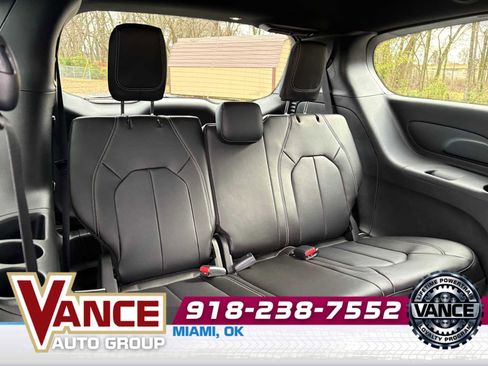 New 2026 Chrysler Pacifica Select w/ S Appearance Package image 20