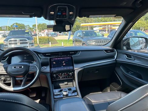 New 2024 Jeep Grand Cherokee Limited 4xe w/ Luxury Tech Group II AWD/4WD image 20