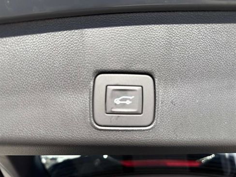 Used 2026 Chevrolet TrailBlazer LT w/ Convenience Package image 9