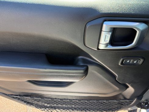 Used 2020 Jeep Wrangler Unlimited Sport S image 14