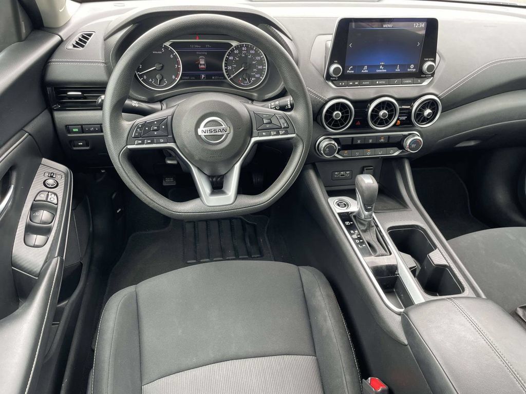 Used 2023 Nissan Sentra SV FWD image 9
