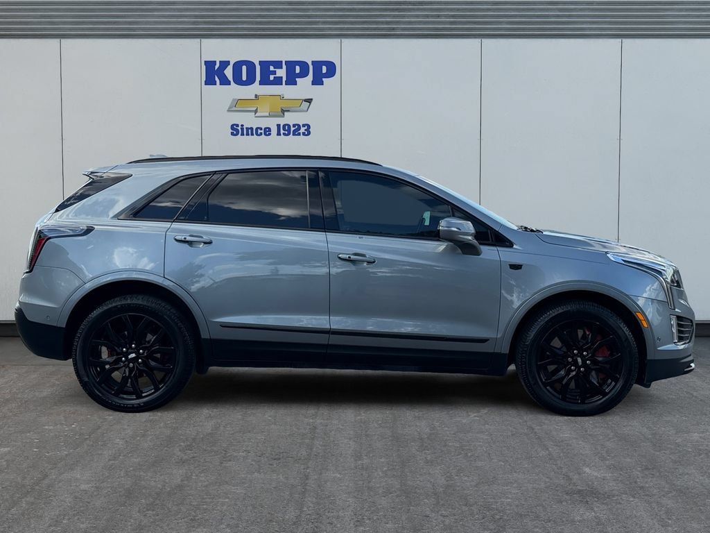 Used 2023 Cadillac XT5 Sportv w/ Technology Package AWD/4WD image 6