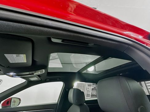 Used 2024 Audi Q3 2.0T Premium image 25