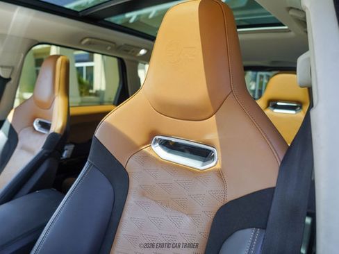 Used 2022 Land Rover Range Rover Sport SVR image 32