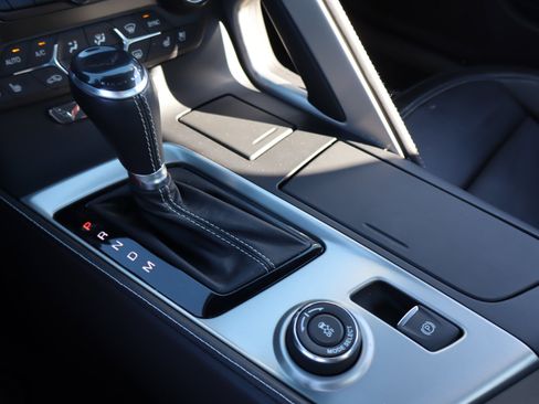 Used 2019 Chevrolet Corvette Stingray Convertible w/ 3LT Preferred Equipment Group RWD image 29