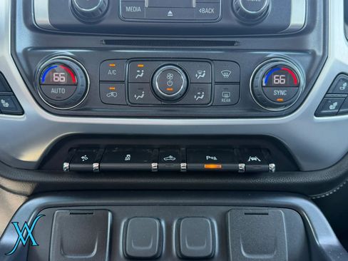 Used 2018 GMC Sierra 1500 SLT AWD/4WD image 36