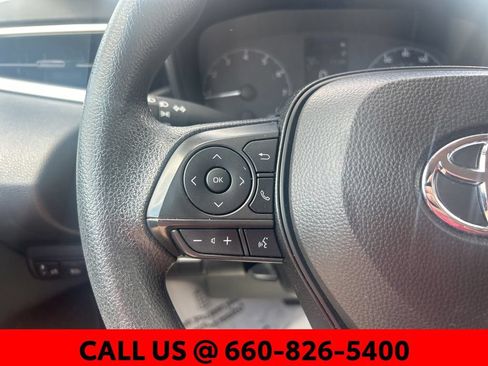 Used 2025 Toyota Corolla LE FWD image 14