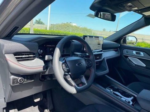 New 2026 Ford Explorer ST AWD/4WD image 9