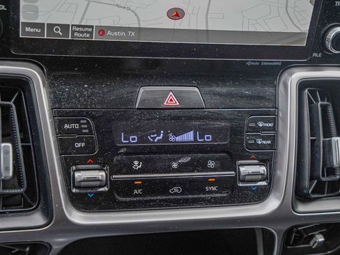 Certified 2023 Kia Sorento S image 19