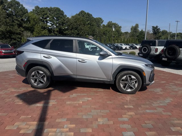 Used 2025 Hyundai Tucson SEL AWD/4WD image 24