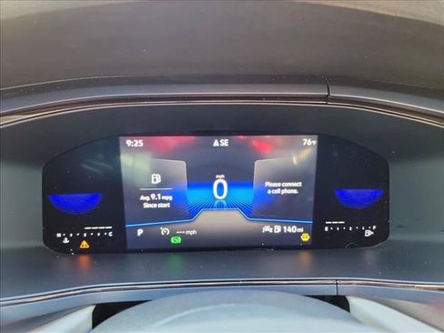 Used 2022 Volkswagen Taos SE FWD image 20
