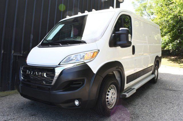 Used 2025 RAM ProMaster 2500 w/ U-Haul Equipment Group FWD image 1