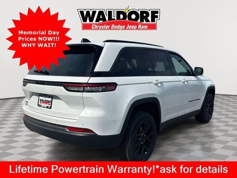 New 2026 Jeep Grand Cherokee Altitude AWD/4WD image 6