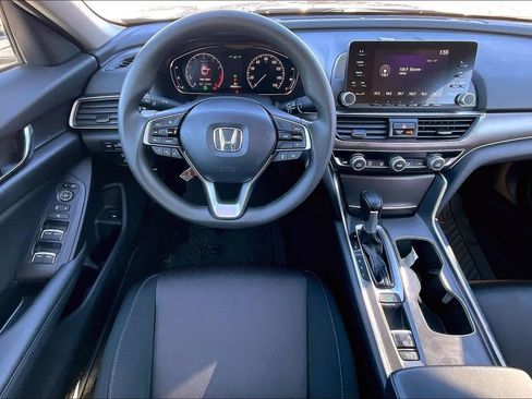 Used 2020 Honda Accord LX image 8
