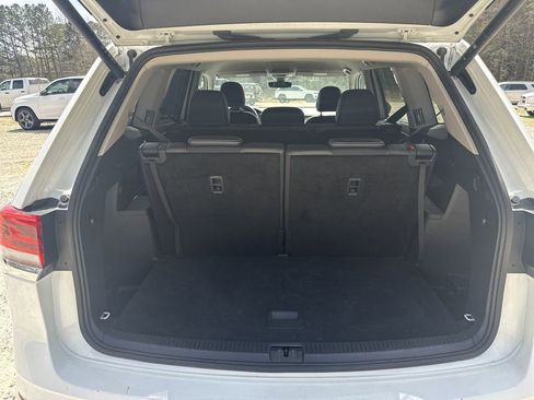 Used 2024 Volkswagen Atlas SE image 19