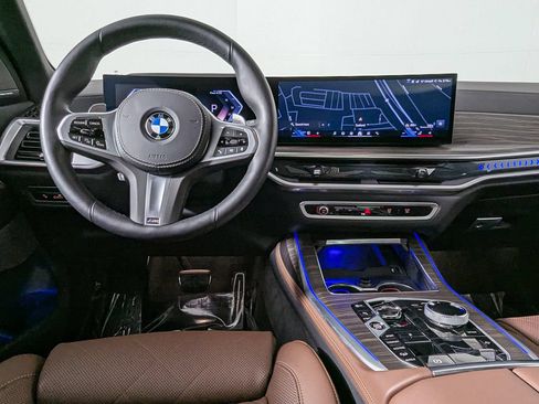 Used 2026 BMW X7 xDrive40i AWD/4WD image 26