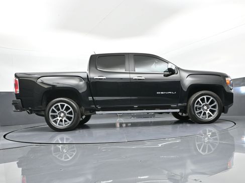 Used 2022 GMC Canyon Denali image 34