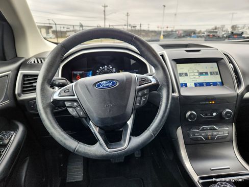 Used 2020 Ford Edge SEL w/ Convenience Package image 30