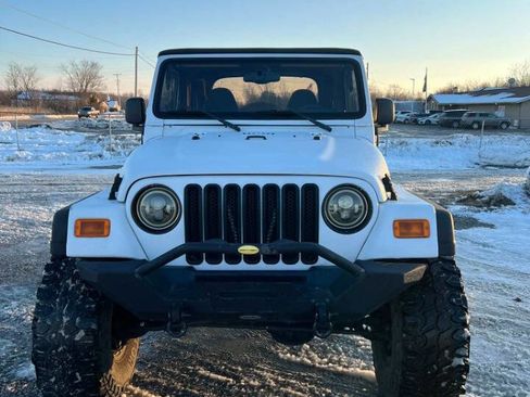 Used 2002 Jeep Wrangler Sahara image 3