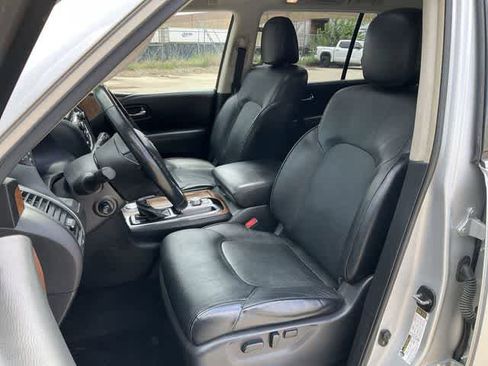 Used 2023 Nissan Armada SL w/ Captain's Chairs Package RWD image 12