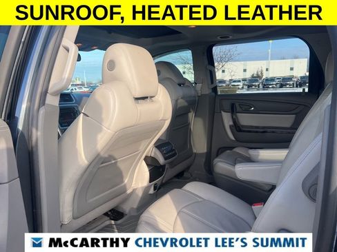 Used 2014 GMC Acadia SLT image 31