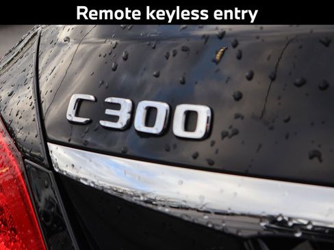 Used 2021 Mercedes-Benz C 300 4MATIC Sedan image 9