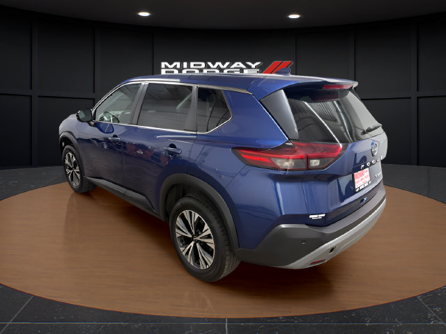 Used 2022 Nissan Rogue SV AWD/4WD image 3