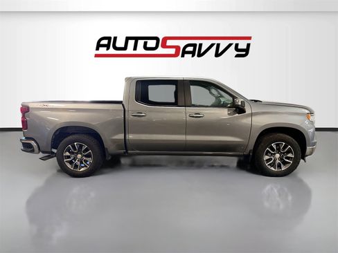 Used 2025 Chevrolet Silverado 1500 LT image 8