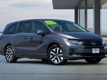 Used 2025 Honda Odyssey EX-L
