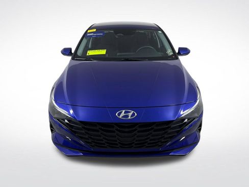 Certified 2023 Hyundai Elantra Blue FWD image 11