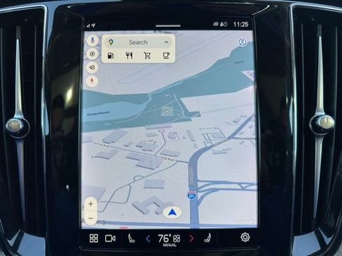 Used 2024 Volvo S60 B5 Plus image 18