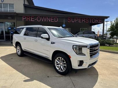 Used 2022 GMC Yukon XL SLT w/ SLT Premium Package