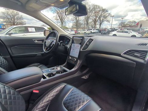 Used 2024 Ford Edge Titanium AWD/4WD image 31