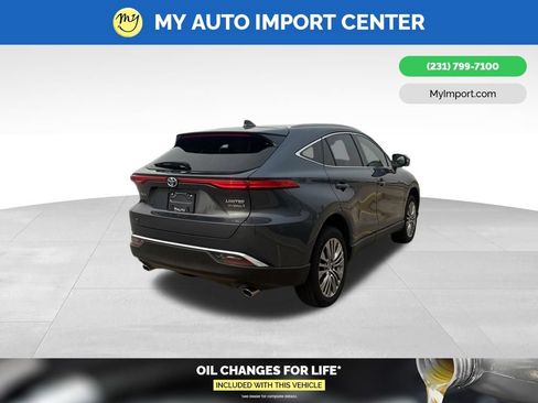 Used 2022 Toyota Venza Limited AWD/4WD image 7