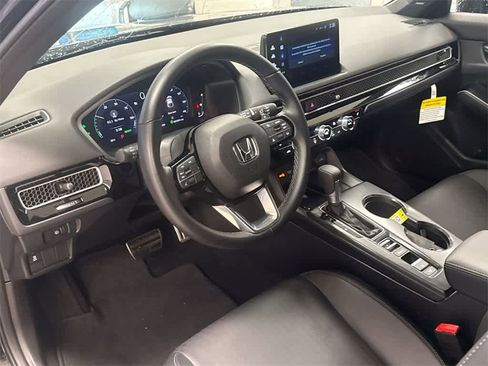 Used 2025 Honda Civic Sport Touring image 10