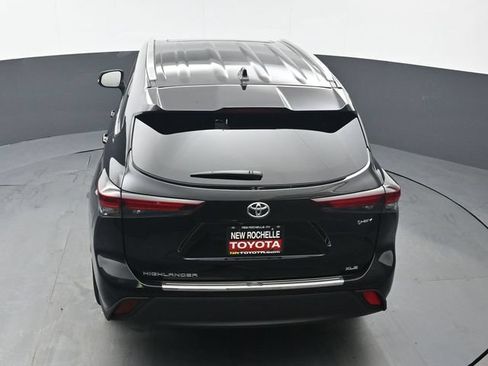 Certified 2026 Toyota Highlander XLE w/ Protection Package #3 (TMS) AWD/4WD image 46