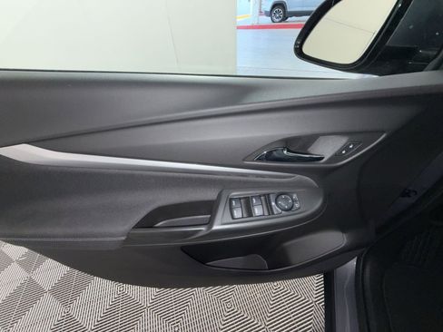 Used 2023 Chevrolet Bolt EUV LT FWD image 15