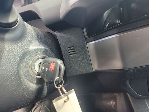 Used 2017 Toyota Tacoma SR5 image 29