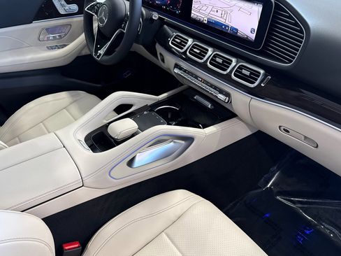 New 2026 Mercedes-Benz GLE 450 4MATIC image 16