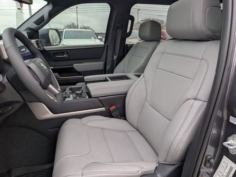New 2026 Toyota Tundra Limited AWD/4WD image 18