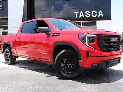 New 2025 GMC Sierra 1500 Elevation w/ Preferred Package