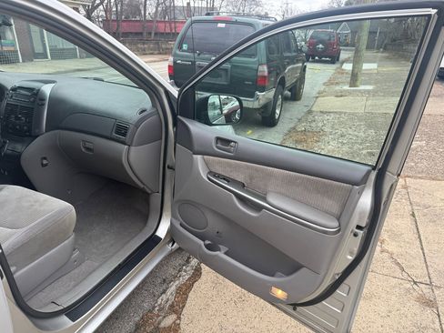 Used 2008 Toyota Sienna LE image 14