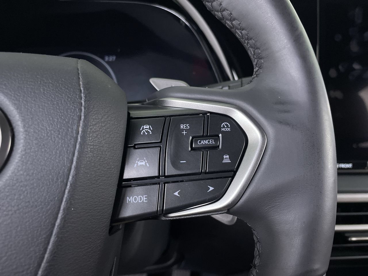 Used 2023 Lexus RX 350 Premium w/ Accessory Package (Z1) AWD/4WD image 28