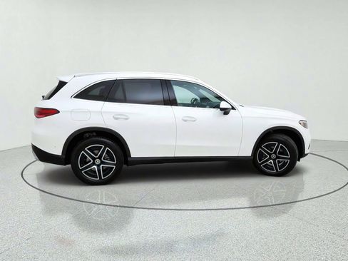 Certified 2026 Mercedes-Benz GLC 300 image 7