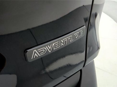 Used 2024 Toyota RAV4 Adventure image 13