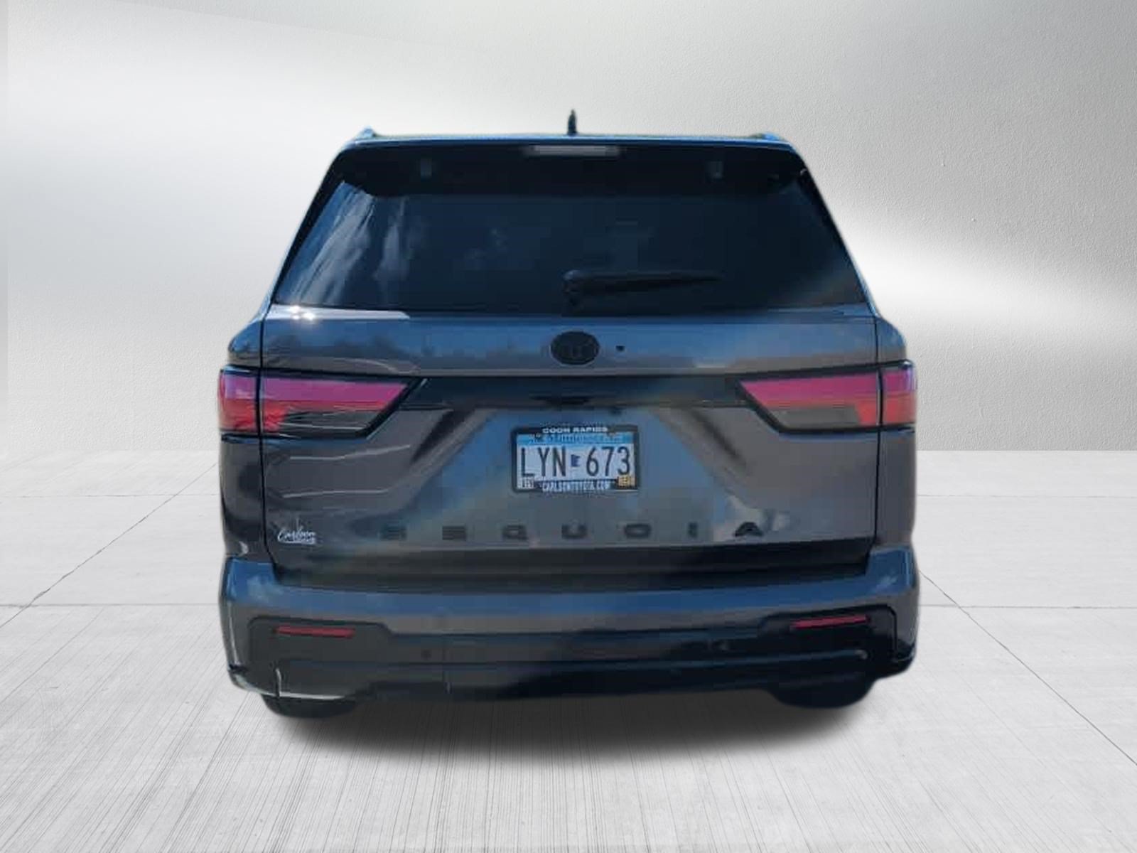 Used 2024 Toyota Sequoia Platinum AWD/4WD image 6