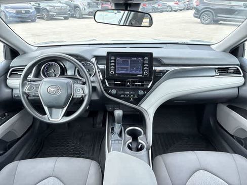 Used 2022 Toyota Camry LE FWD image 16