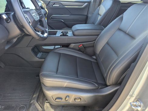 New 2025 GMC Acadia Elevation w/ Elevation Premium Package image 21