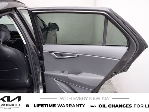 New 2026 Kia Niro SX image 13